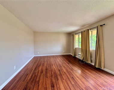 383 Orchid Lane - Photo Thumbnail 2