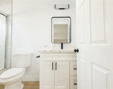 4937 Taft Street - Photo Thumbnail 18