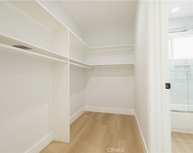 4937 Taft Street - Photo Thumbnail 10