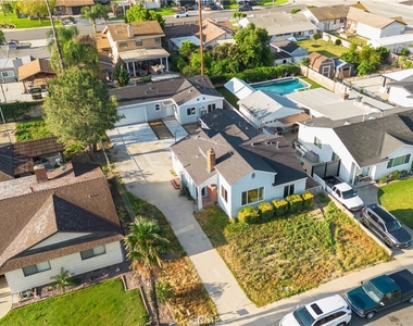 4937 Taft Street - Photo Thumbnail 1