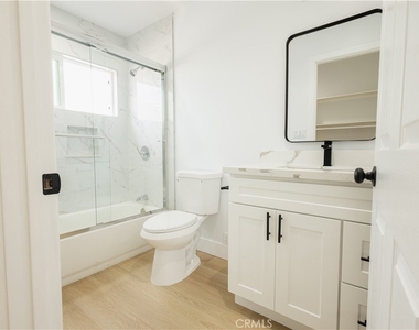 4937 Taft Street - Photo Thumbnail 17
