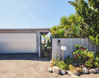 24246 Malibu Road - Photo Thumbnail 2