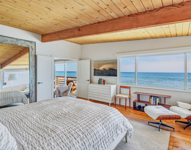 24246 Malibu Road - Photo Thumbnail 11