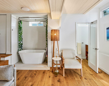 24246 Malibu Road - Photo Thumbnail 21