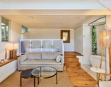 24246 Malibu Road - Photo Thumbnail 20