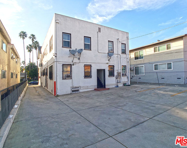 336 S Wilton Place - Photo Thumbnail 15