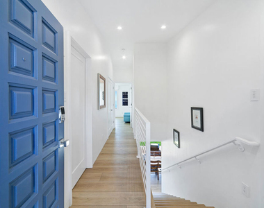 6817 Seawatch Lane - Photo Thumbnail 34