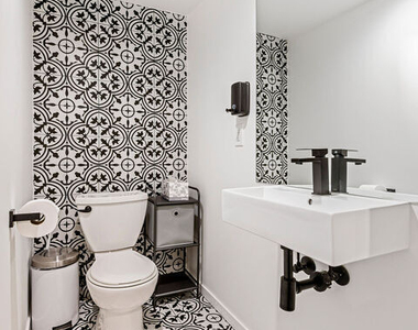 717 Huntley Drive - Photo Thumbnail 4