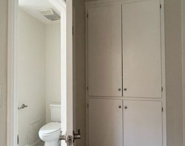 4112 Ocean View Boulevard - Photo Thumbnail 12