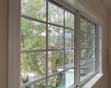 4112 Ocean View Boulevard - Photo Thumbnail 4