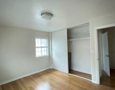 4112 Ocean View Boulevard - Photo Thumbnail 16