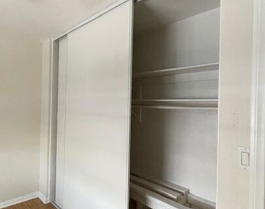 4112 Ocean View Boulevard - Photo Thumbnail 8