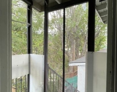 4112 Ocean View Boulevard - Photo Thumbnail 14