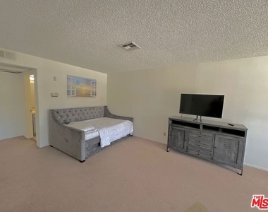 3600 Bagley Avenue - Photo Thumbnail 9