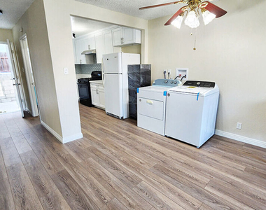 4732 Elmwood Avenue - Photo Thumbnail 2