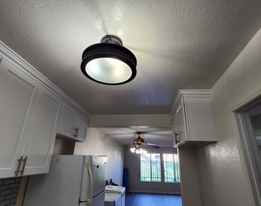 4732 Elmwood Avenue - Photo Thumbnail 13