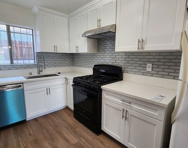 4732 Elmwood Avenue - Photo Thumbnail 11