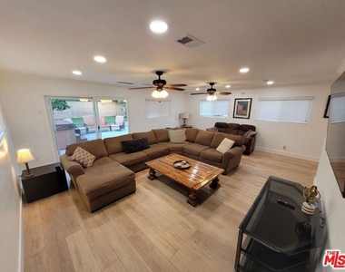 335 S California Street - Photo Thumbnail 14