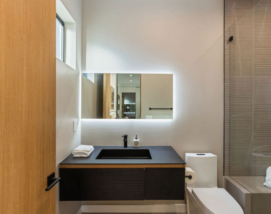1161 Stearns Drive - Photo Thumbnail 20