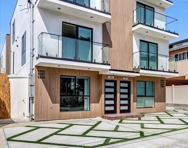 1309 N Sycamore Avenue - Photo Thumbnail 9