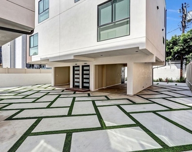 1309 N Sycamore Avenue - Photo Thumbnail 10