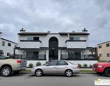 8081 Constantine Drive - Photo Thumbnail 22