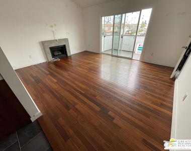 8081 Constantine Drive - Photo Thumbnail 1