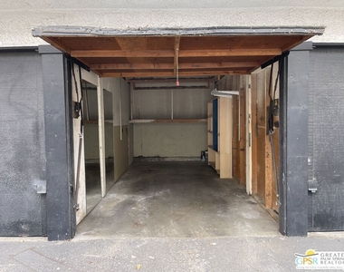 8081 Constantine Drive - Photo Thumbnail 20
