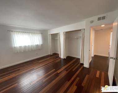 8081 Constantine Drive - Photo Thumbnail 15