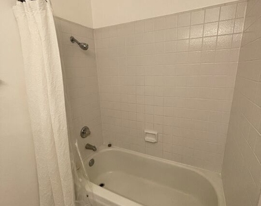 8081 Constantine Drive - Photo Thumbnail 14