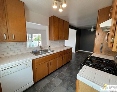 8081 Constantine Drive - Photo Thumbnail 7