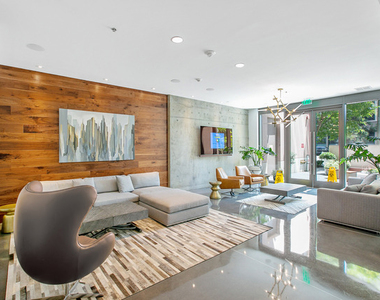 1111 S Grand Avenue - Photo Thumbnail 16
