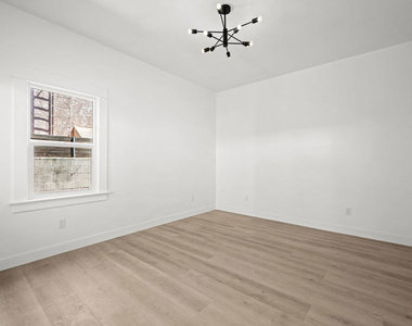1246 N Formosa Avenue - Photo Thumbnail 7