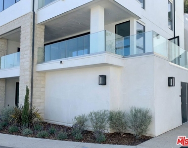 17328 Tramonto Drive - Photo Thumbnail 7