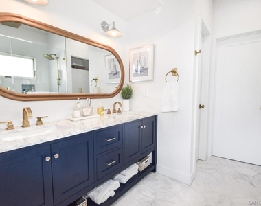 924 D Ave - Photo Thumbnail 23