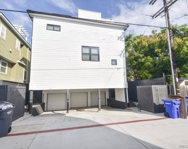 924 D Ave - Photo Thumbnail 34