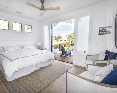 924 D Ave - Photo Thumbnail 22