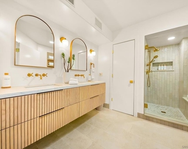 229 Bonair St - Photo Thumbnail 38