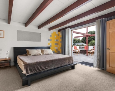 541 Tarento Dr - Photo Thumbnail 21