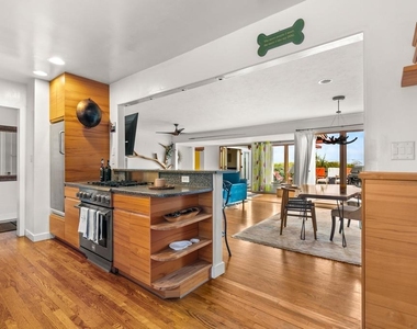 541 Tarento Dr - Photo Thumbnail 10