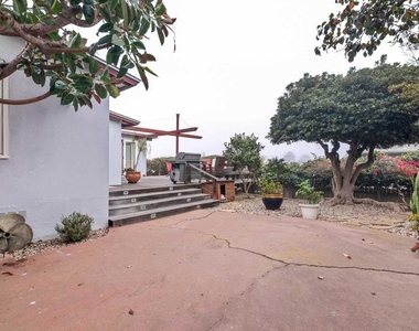 541 Tarento Dr - Photo Thumbnail 33