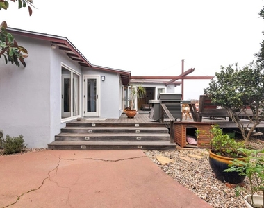 541 Tarento Dr - Photo Thumbnail 36