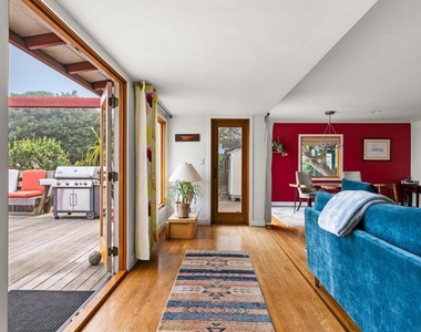541 Tarento Dr - Photo Thumbnail 20