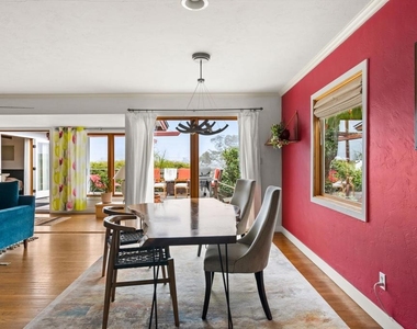 541 Tarento Dr - Photo Thumbnail 14