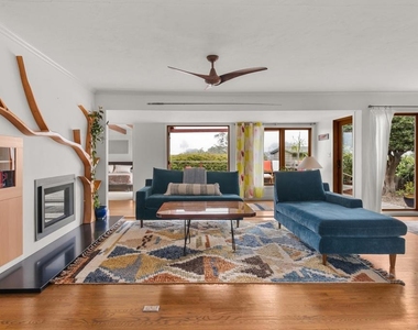 541 Tarento Dr - Photo Thumbnail 9