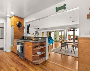 541 Tarento Dr - Photo Thumbnail 19