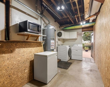 541 Tarento Dr - Photo Thumbnail 35