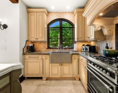 730 Stratford Ct - Photo Thumbnail 10