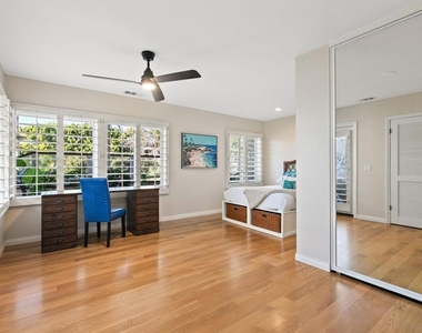 253 Gravilla Street - Photo Thumbnail 18