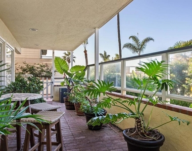 253 Gravilla Street - Photo Thumbnail 27